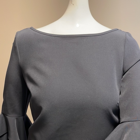 MILLY ANNIE TOP GRAY BOAT NECK SCOOP BACK LAYERED BELL SLEEVE TOP size 2 NWT - Picture 3 of 17